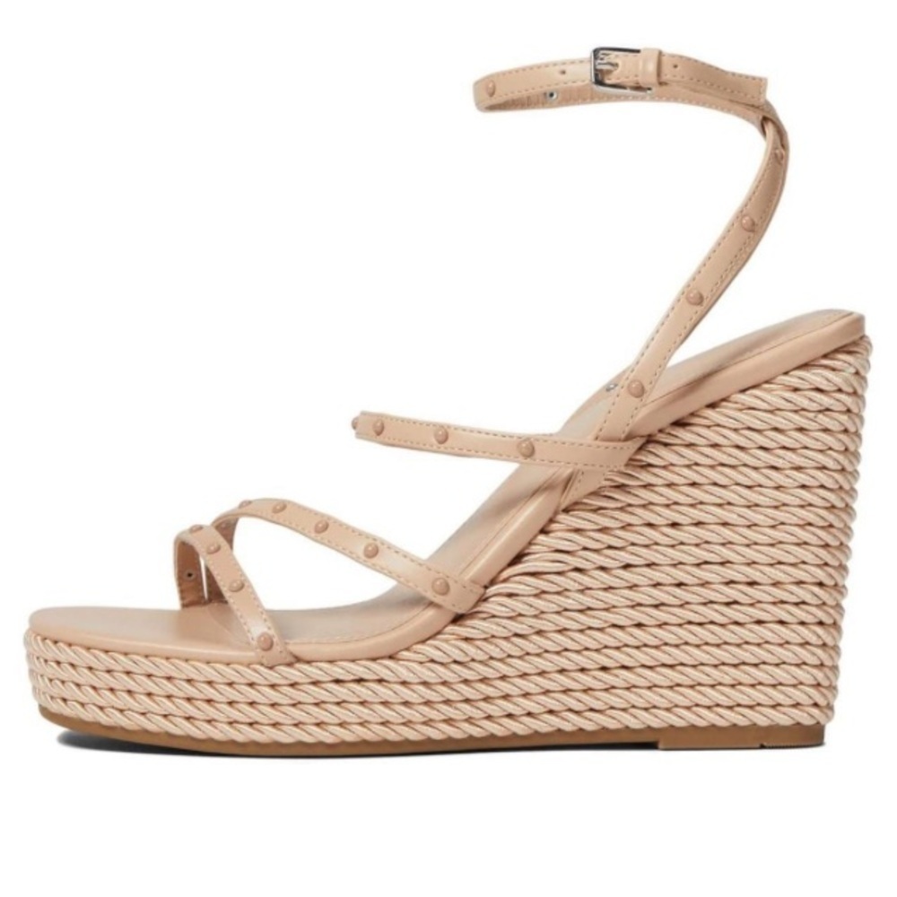 NIB Marc Fisher Zig Platform Wedge Sandal Size 9 in Natural Beige Strappy Casual